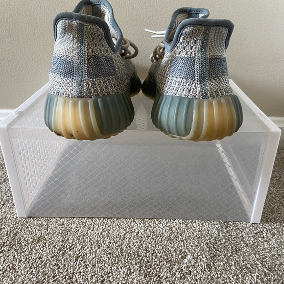 Yeezy Boost 350 V2 “Israfil” - Picture 3 of 8